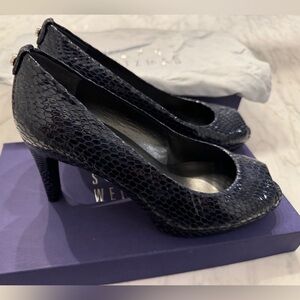 Stuart Weizmann Blue Leather Logoplainfield Snakeskin Peep Toe Pump Shoe 8 M
